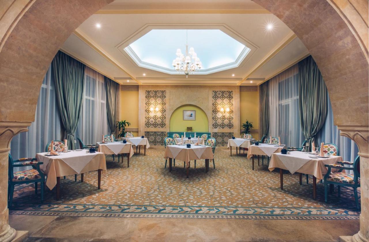 Iberostar Waves Averroes 4*