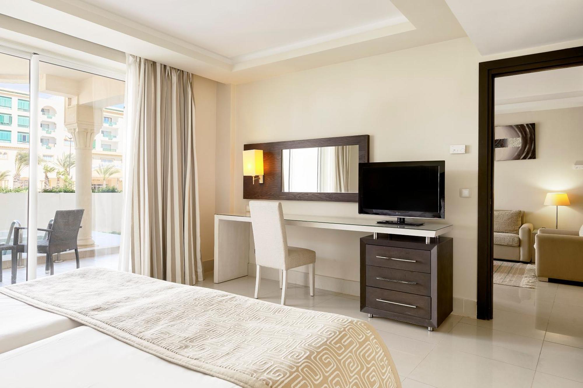 Iberostar Waves Averroes Hotel
