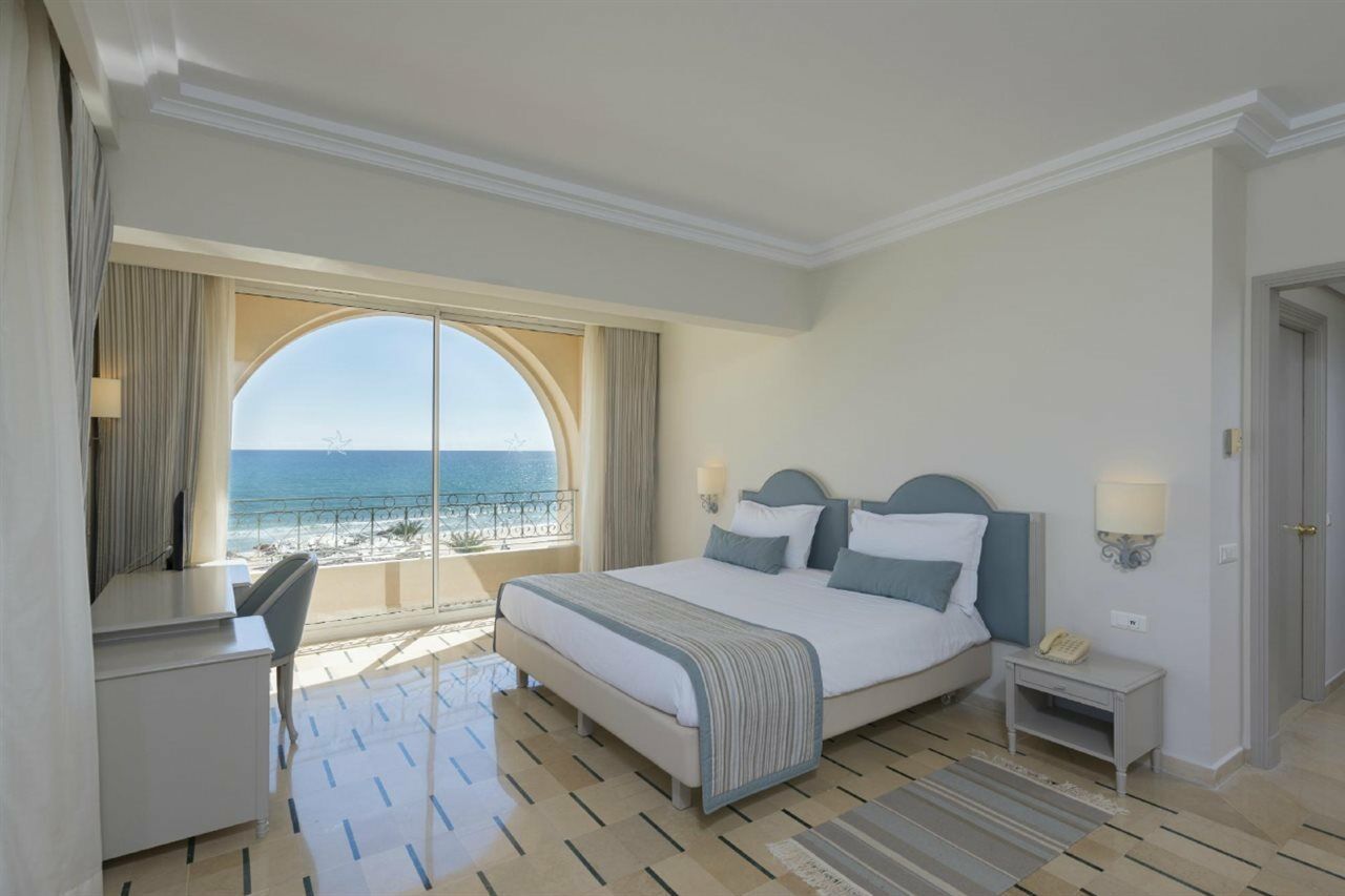 Iberostar Waves Averroes Hotel 4*
