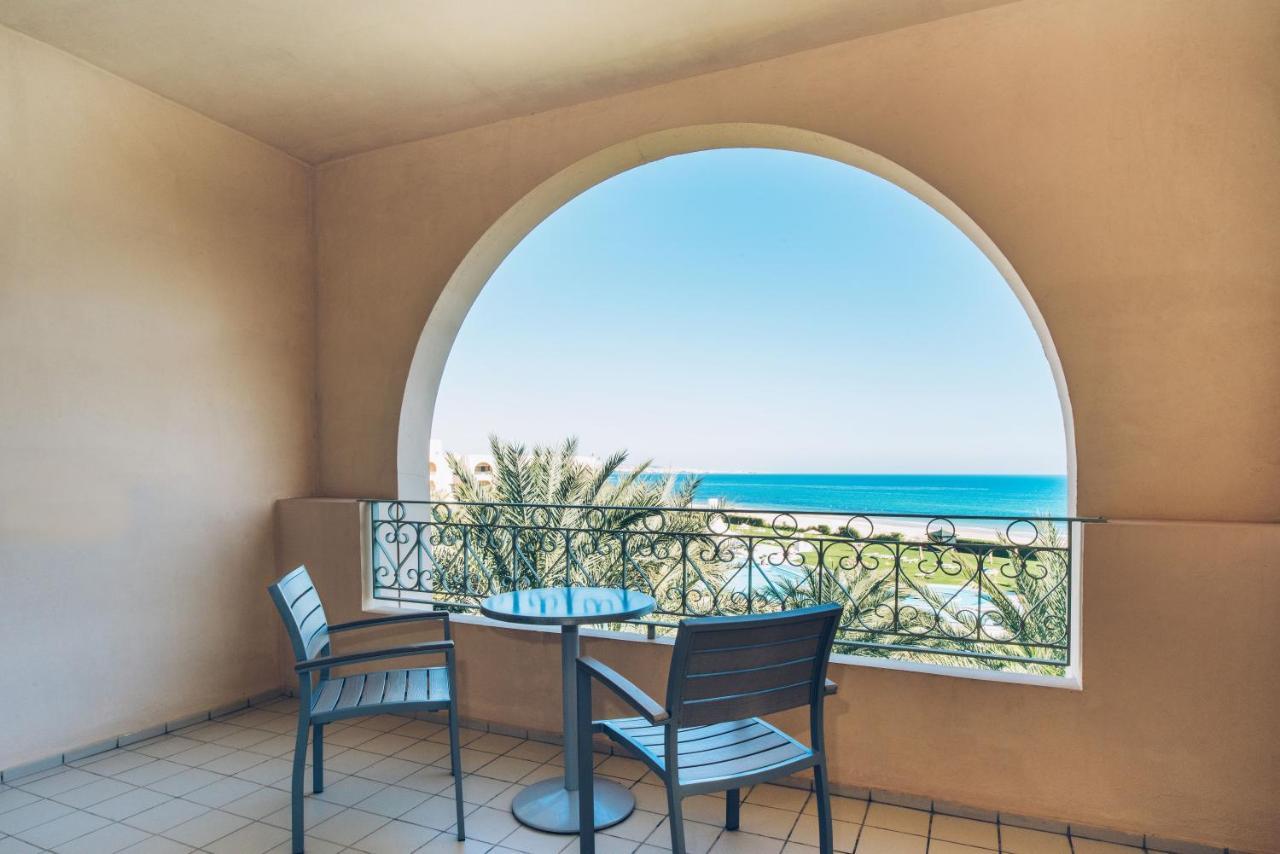 Hotel Iberostar Waves Averroes 4*